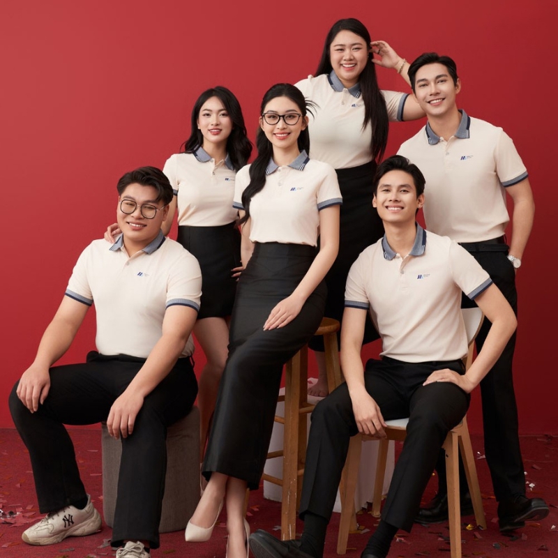 Áo Thun Đồng Phục Màu Be Phối Cổ Dệt - Ảnh 2